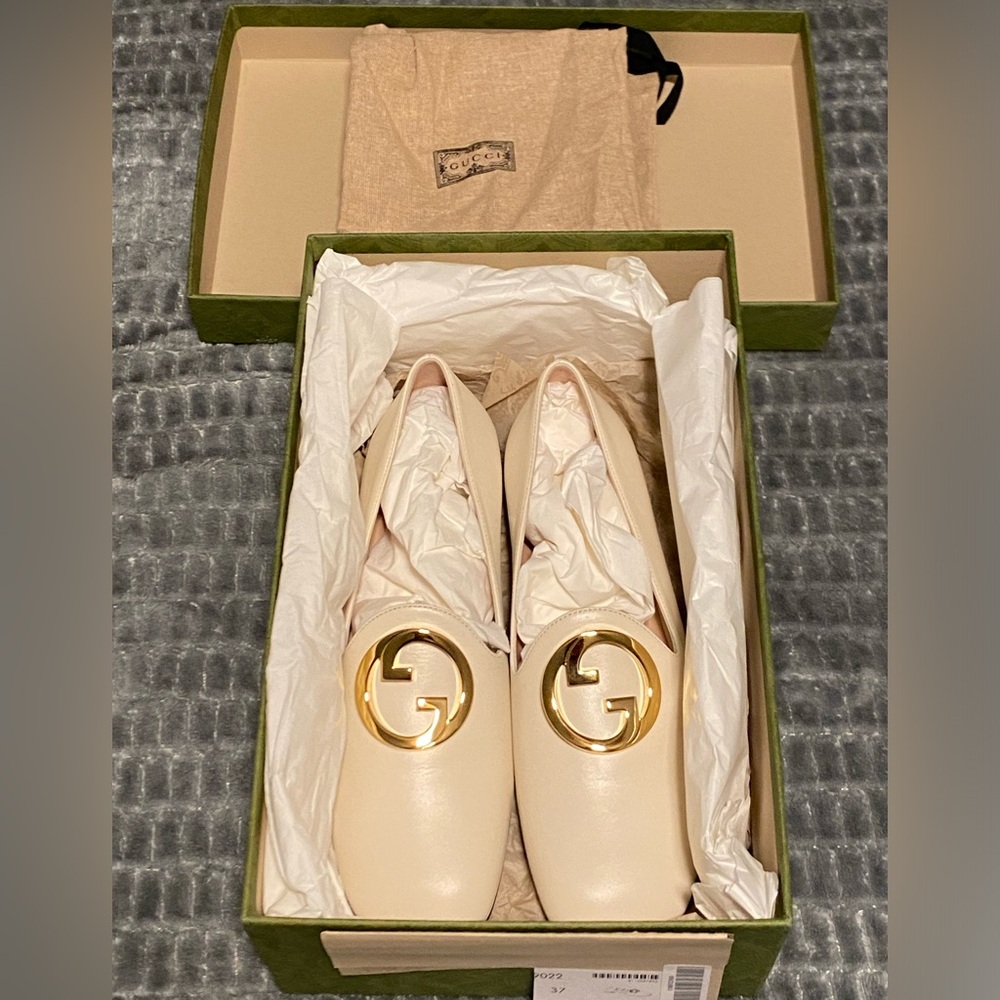 Gucci GG Logo Plaque Ballet Flats White/Gold 723395 9022 Cowhide IT 37 US 7